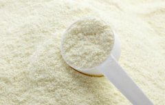 史上最嚴(yán)奶粉新政實施 漫長過渡期來臨